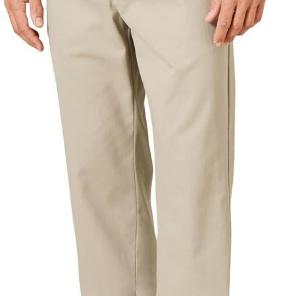 Essentials Mens Classic-Fit Wrinkle-Resistant Flat-Front Chino Pant 35Wx30L